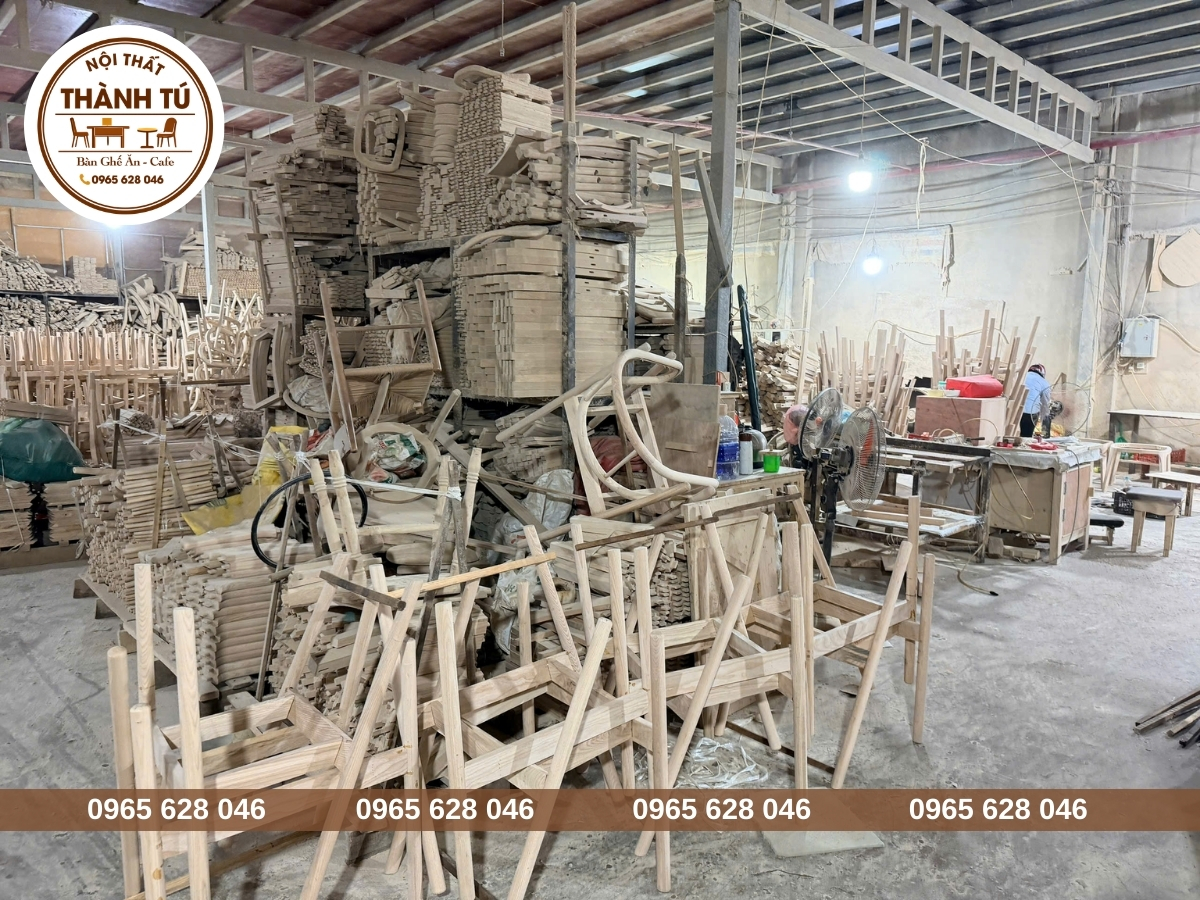 Bàn ghế ăn gỗ ở Bình Dương