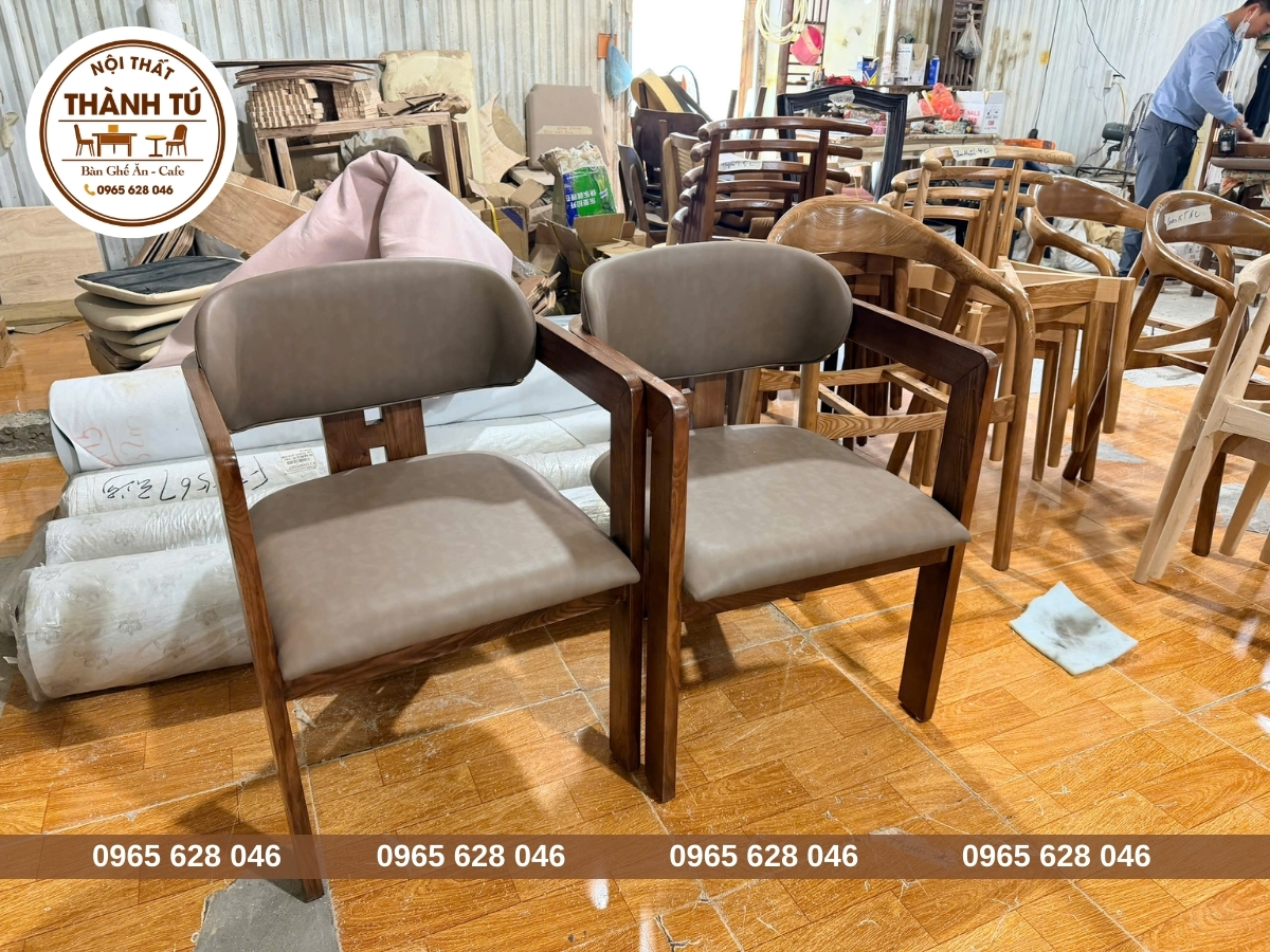 Bàn ghế ăn gia đình tại Hậu Giang