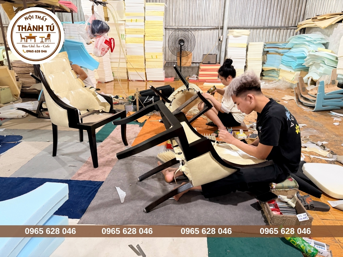 Bàn ghế ăn gia đình ở Bạc Liêu