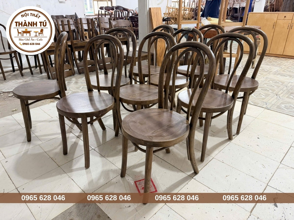 Xưởng sản xuất bàn ghế cafe gỗ tại Hưng Yên